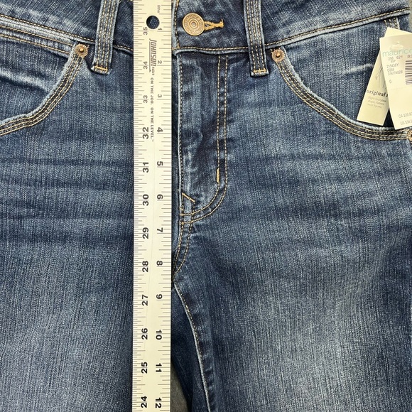 Maurices Classic Straight Crop Jeans Womens 0 Blue Denim Stretch NWT Cute 1378 - Picture 6 of 11